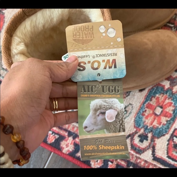 Australian UGGS - Picture 6 of 6